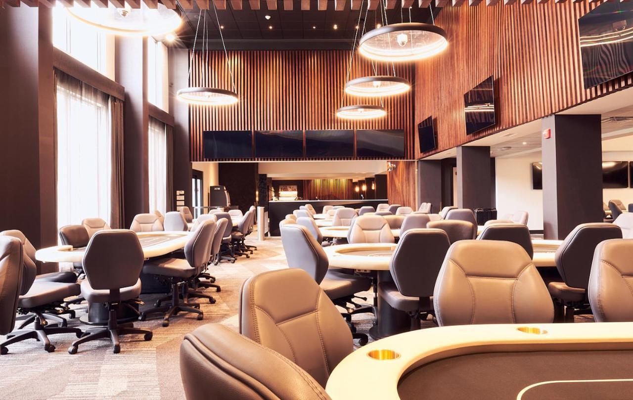 Champions Club And Hotel, Houston Westchase Eksteriør bilde