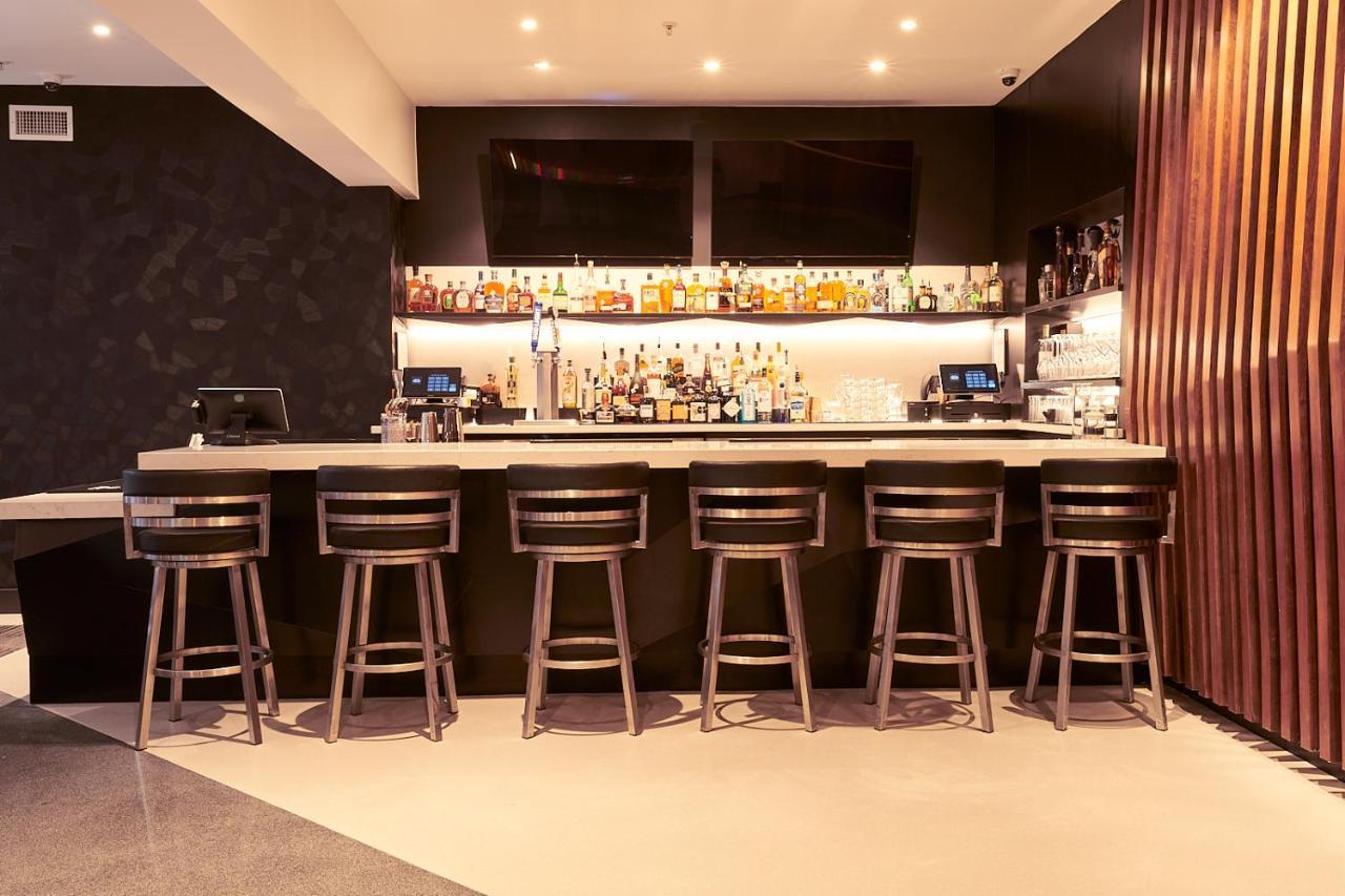 Champions Club And Hotel, Houston Westchase Eksteriør bilde